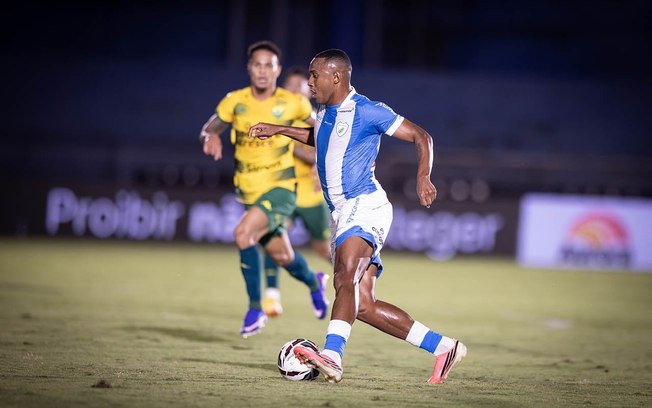 Londrina e Cuiabá mediram forças nesta terça-feira, pela 34ª rodada da Série B Londrina e Cuiabá mediram forças nesta terça-feira, pela 34ª rodada da Série B
