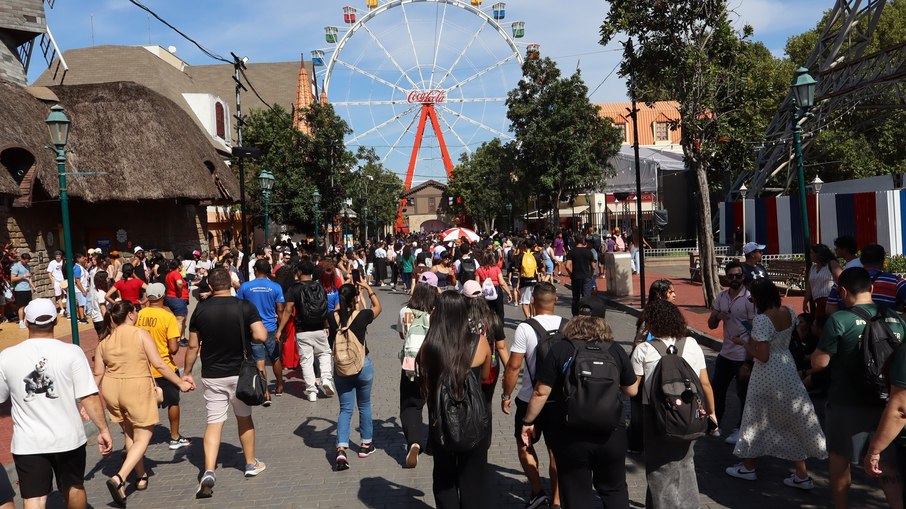 A organização estima receber mais de 500 mil visitantes até o encerramento