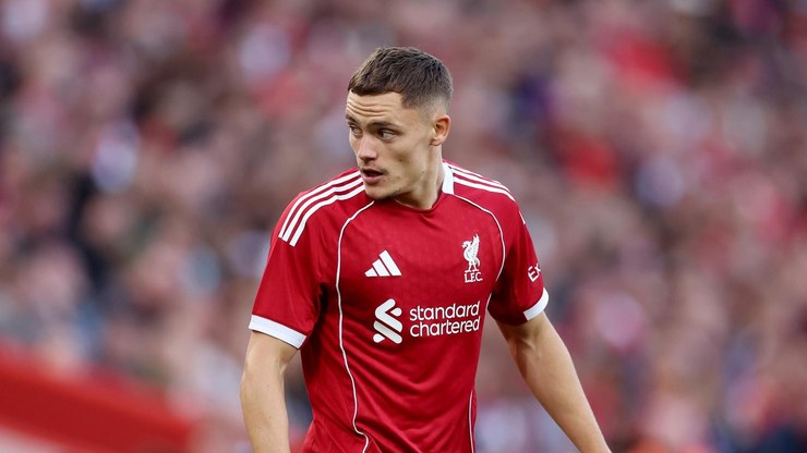 Reforço de R$ 783 mi ainda não marcou e liga alerta no Liverpool