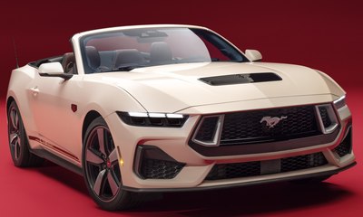 Ford Mustang recebe kit comemorativo de 60 anos nos EUA