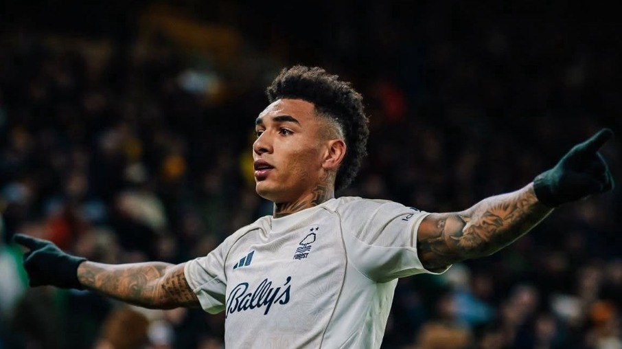 Igor Jesus comemora primeiro gol marcado na Premier League Igor Jesus comemora primeiro gol marcado na Premier League