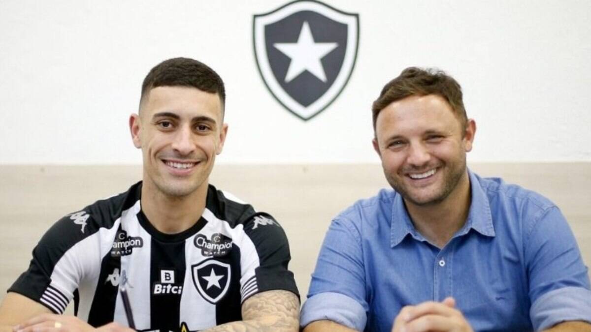 O primeiro! Botafogo anuncia a contratação do zagueiro Philipe Sampaio