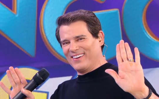 Oferta da TV Globo para Celso Portiolli causa pânico no SBT