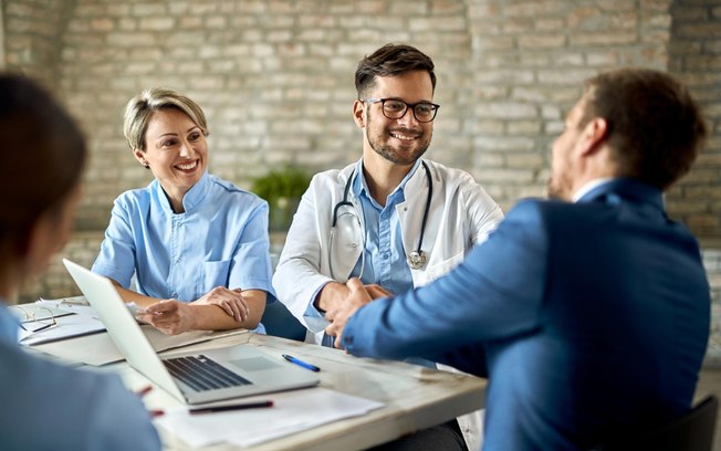 Seguro de responsabilidade civil cresce entre médicos Seguro de responsabilidade civil cresce entre médicos