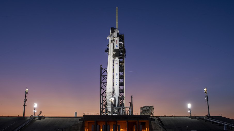 O foguete Falcon 9 decolou à 00h53 (horário de Brasília)
