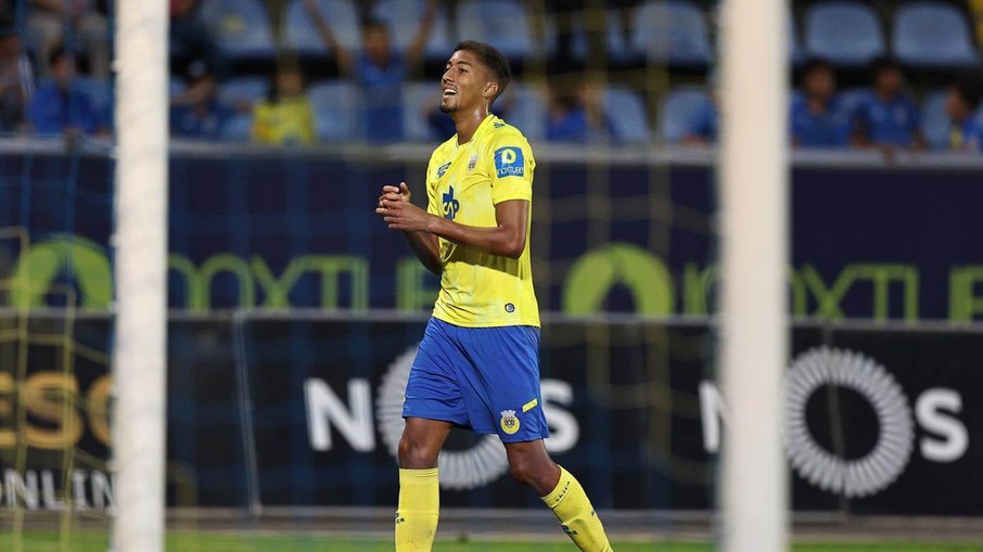 Bruno Marques está emprestado pelo Santos ao Arouca, de Portugal Bruno Marques está emprestado pelo Santos ao Arouca, de Portugal