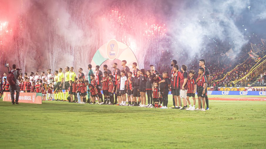 Vitória buscou classificação histórica contra o Flamengo