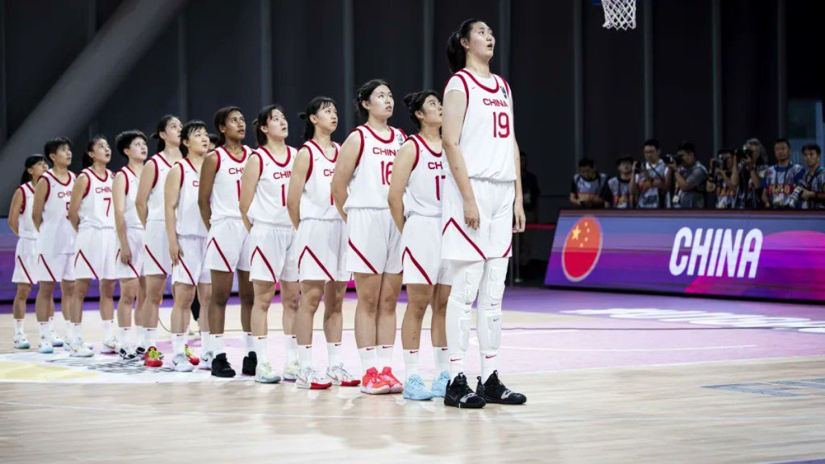 Zhang Ziyu se destaca no basquete asiático