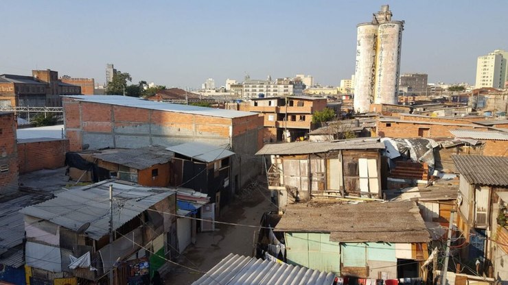 Governo anuncia moradias para famílias da Favela do Moinho em SP