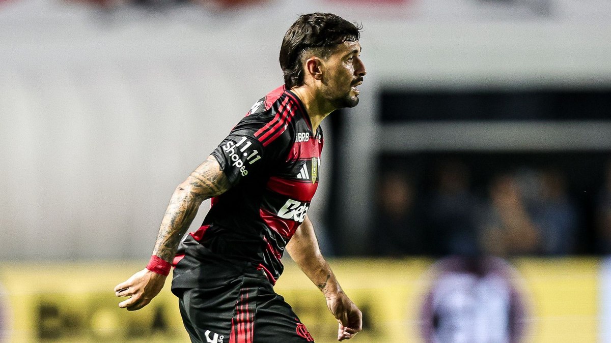 Flamengo tropeça e perde chance de assumir a liderança Flamengo tropeça e perde chance de assumir a liderança