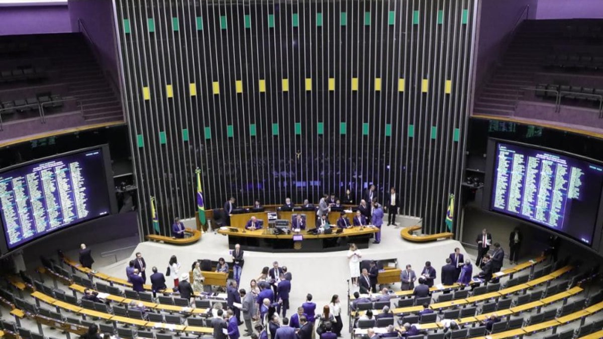 Câmara dos Deputados aprovou texto-base do 1° projeto de regulamentação