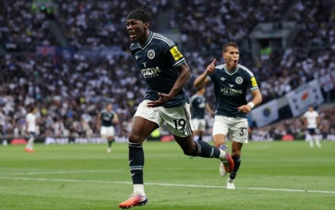 Newcastle vence Tottenham fora de casa Newcastle vence Tottenham fora de casa