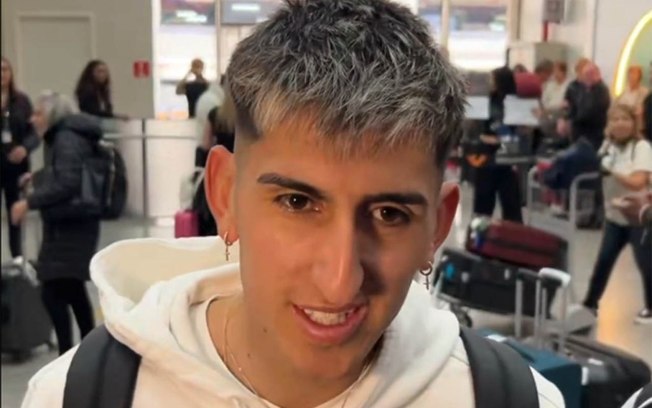 Alan Lescano desembarcou no Rio de Janeiro para assinar com o Vasco Alan Lescano desembarcou no Rio de Janeiro para assinar com o Vasco