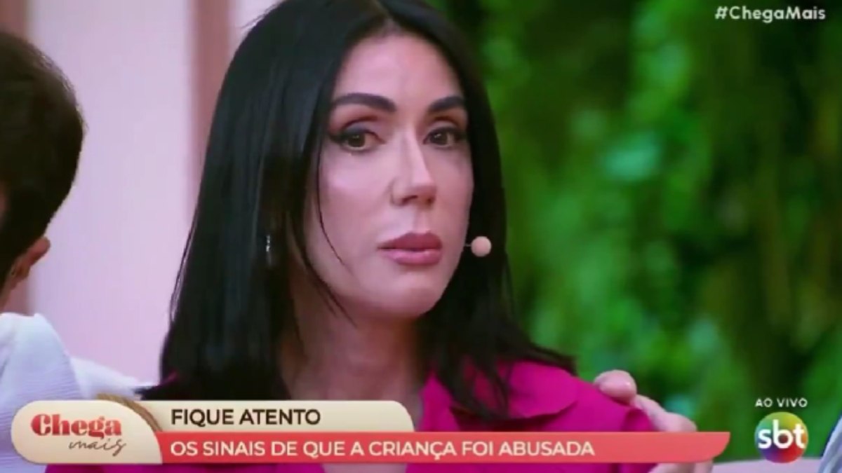 Vídeo: apresentadora do SBT chora ao revelar abuso na infância