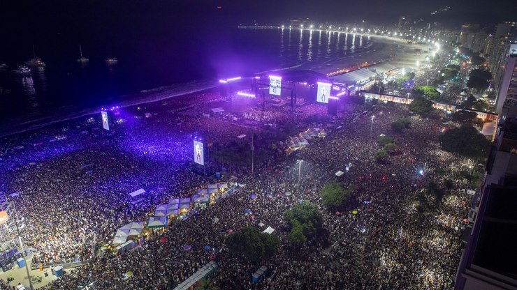 Embaixada dos EUA emite alerta de segurança para show da Shakira
