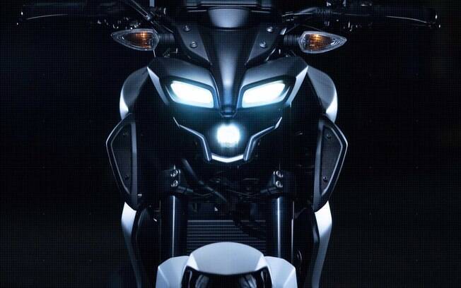 Visual chega com inovações para ficar com aspecto mais esportivo e futurista, como na Yamaha MT-03