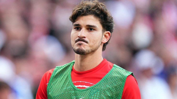 Atlético de Madrid mantém veto a Julián Álvarez no Barcelona