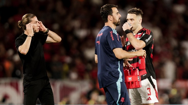 Filipe Luís: convicção não pode virar teimosia