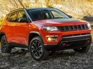 Jeep Compass vermelho