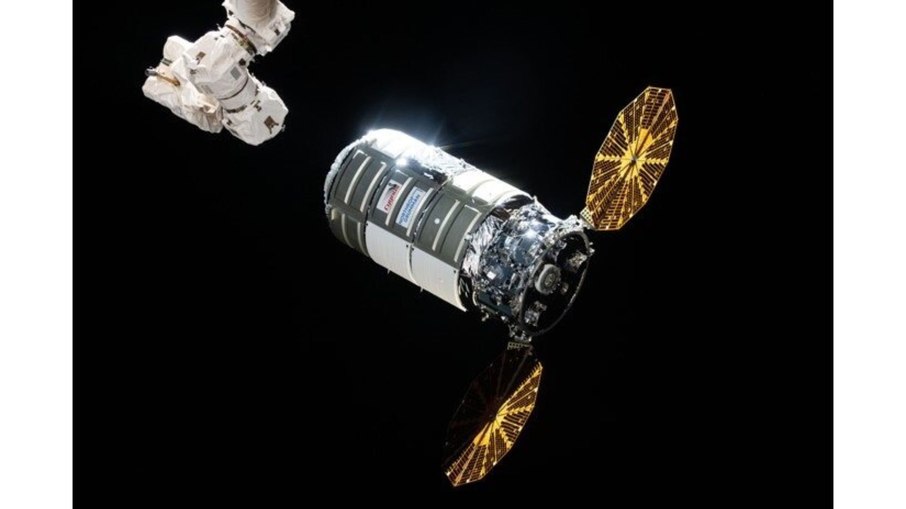 A Cygnus consiste em um Módulo de Serviço e um Módulo de Carga Pressurizado que transporta suprimentos para a tripulação, equipamentos e experimentos científicos para destinos em órbita baixa da Terra. O Módulo de Serviço incorpora aviônicos avançados desenvolvidos pela Northrop Grumman e componentes de orientação e navegação que permitem operações de encontro totalmente autônomas. O projeto da aviônica atende integralmente aos rigorosos e exaustivos requisitos de segurança da NASA impostos a veículos espaciais tripulados.