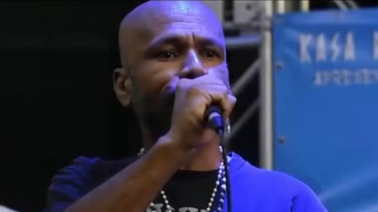 Rapper Emmanuel 7Linhas é morto a tiros em trabalho social