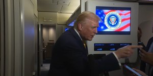 Trump chama repórter de ''porquinha'' durante entrevista