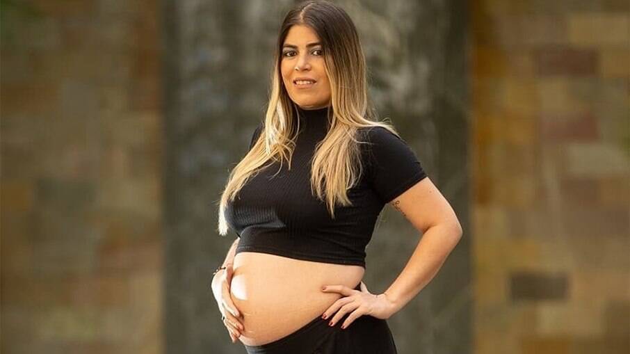 Bruna Surfistinha está grávida de gêmeas, Maria e Elis