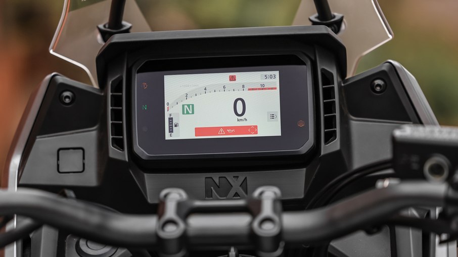 Honda NX500 2027 traz painel TFT colorido de 5 polegadas com três opções de grafismo Honda NX500 2027 traz painel TFT colorido de 5 polegadas com três opções de grafismo
