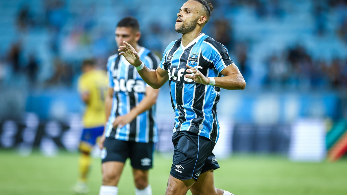 Grêmio x RB Bragantino: acompanhe ao vivo o jogo de hoje, 10/05