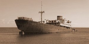 Navio fantasma é encontrado com tripulação morta e cena de terror
