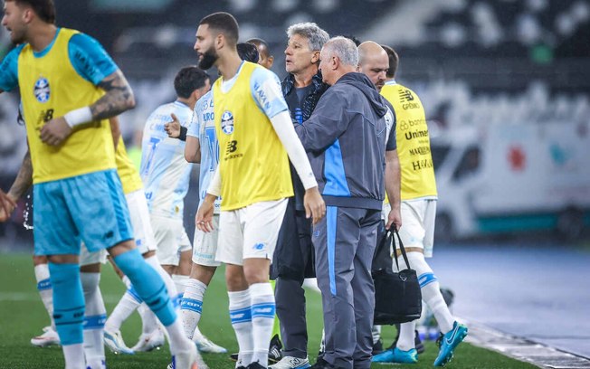 Técnico inicia quinta passagem pelo clube com alerta sobre ambiente na Arena do Grêmio