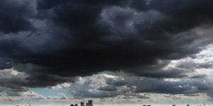 Para começar o dia: tempo, loteria e metrô de São Paulo