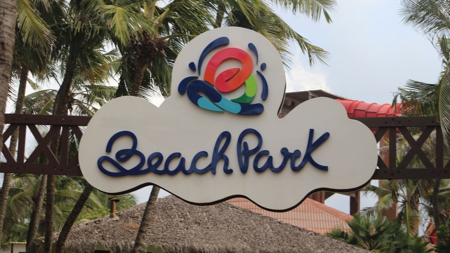 Há uma entrada para o Beach Park dentro do Suítes