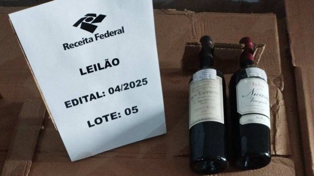 Lotes de bebidas a serem leiloados pela Receita Federal Lotes de bebidas a serem leiloados pela Receita Federal