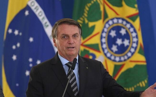 Bolsonaro também afirmou que é contra “acabar com os direitos” e lembrou da aprovação da reforma trabalhista