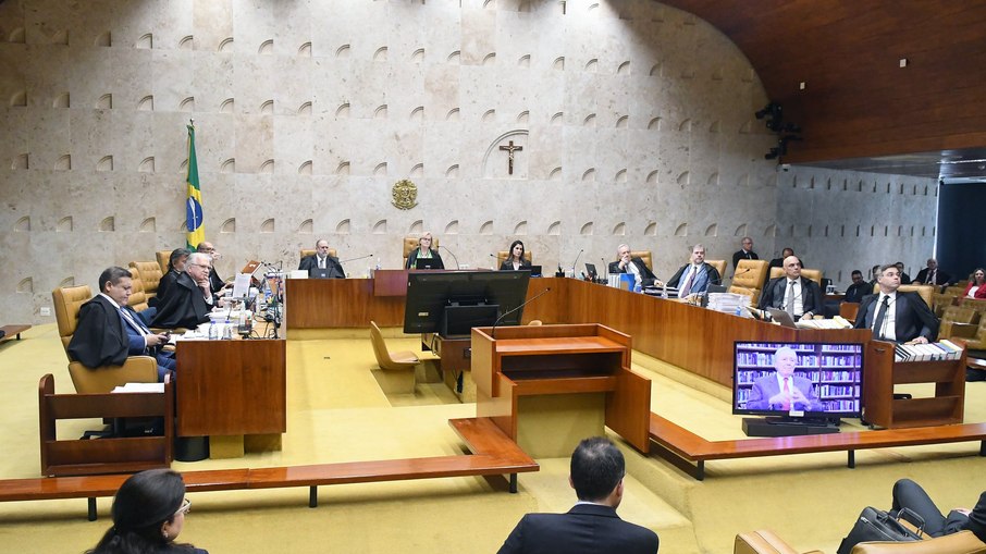 Sessão extraordinária do Supremo Tribunal Federal (STF)