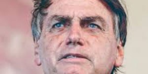 Alexandre de Moraes autoriza cirurgia de Bolsonaro no Natal