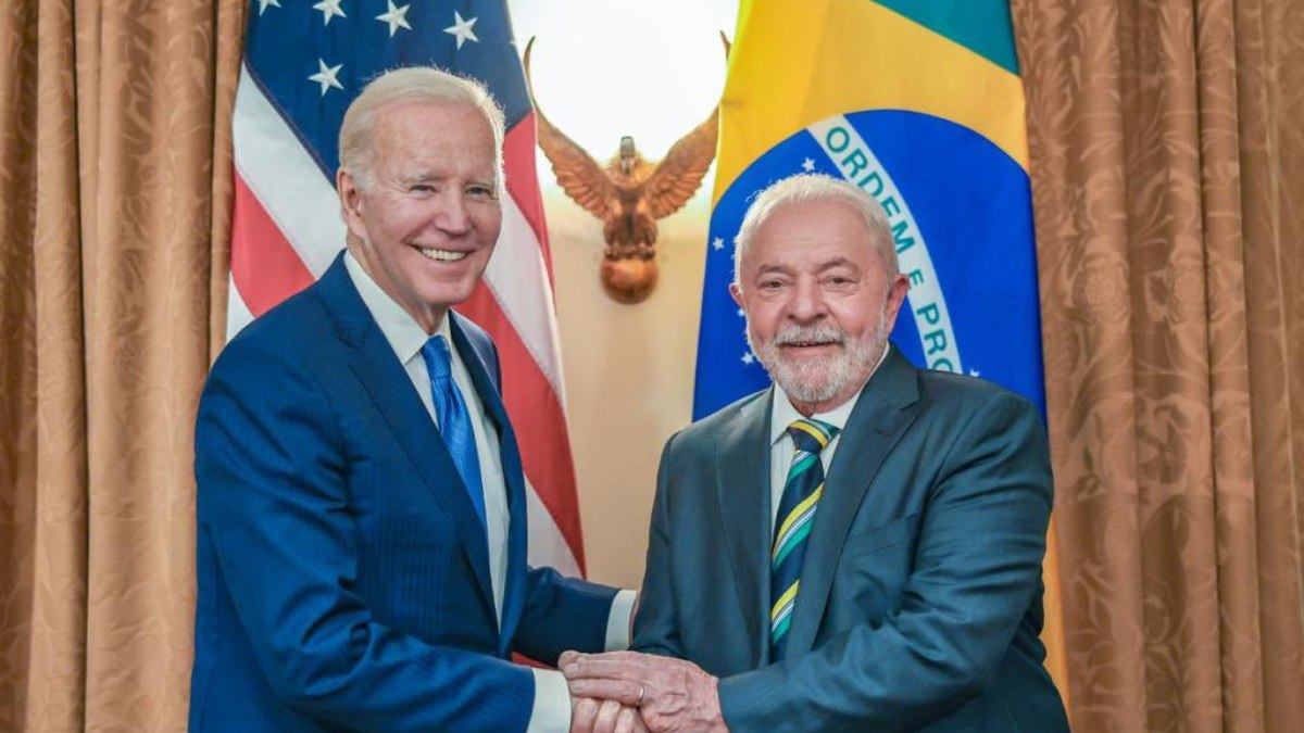 Lula se reuniu com Biden em fevereiro deste ano