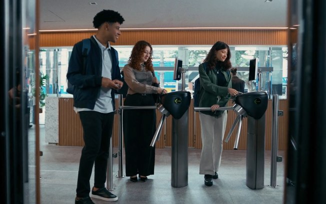 Campanha do Espro leva histórias de aprendizes aos cinemas