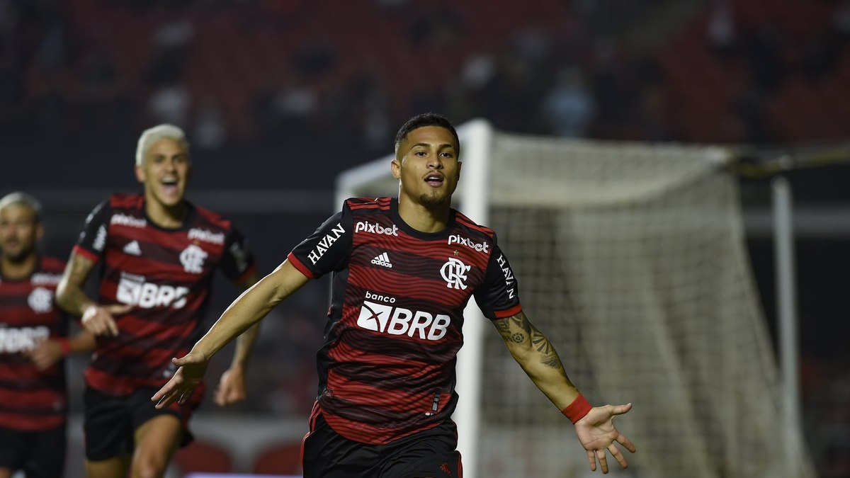 João Gomes foi um dos destaques do Flamengo em 2022