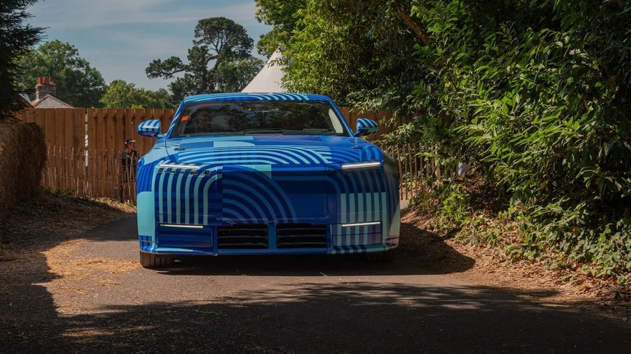 Type 01 será o primeiro modelo da nova geração de elétricos da Jaguar e terá apresentação completa em outubro.