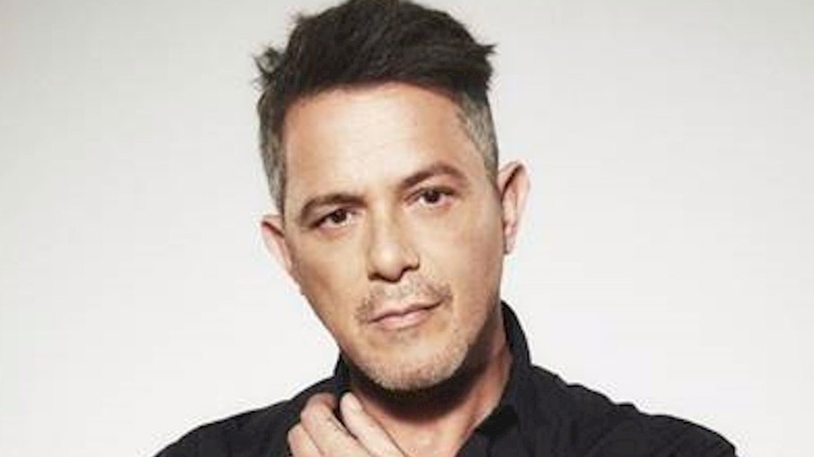 Alejandro Sanz: versão brasileira de clássico do artista bomba no streaming  