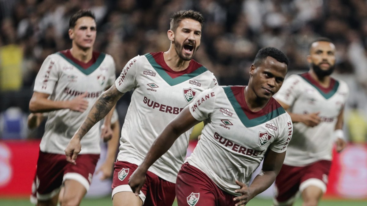 Fluminense vence o Corinthians por 2 a 0, pela 4ª rodada do Brasileirão Fluminense vence o Corinthians por 2 a 0, pela 4ª rodada do Brasileirão