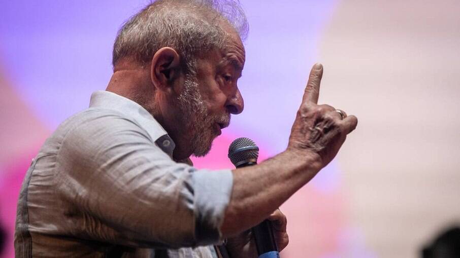 Lula prevê que disputa contra Bolsonaro nas eleições será acirrada