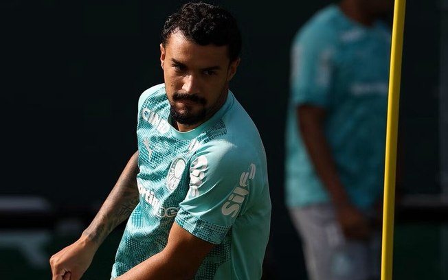 Elenco ganha descanso, enquanto Paulinho aproveita Data Fifa para agilizar na recuperação
