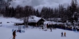 Avalanche deixa nove esquiadores desaparecidos nos EUA
