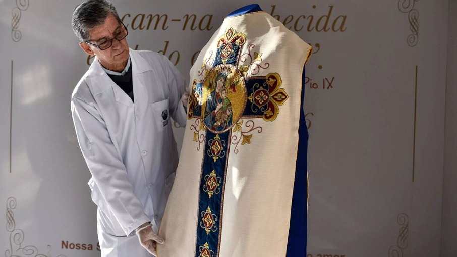 Curadoria realizada para exposições do Museu de Nossa Senhora Aparecida, no Santuário Nacional (SP) Curadoria realizada para exposições do Museu de Nossa Senhora Aparecida, no Santuário Nacional (SP)