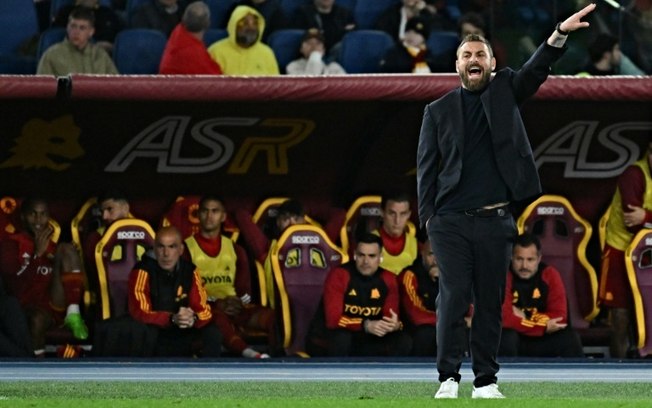 Daniele De Rossi não é mais técnico da Roma