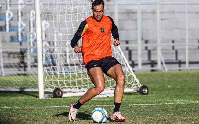 Recém-chegado ao Amazonas, Diogo Silva projeta duelo contra o Flamengo na Copa do Brasil