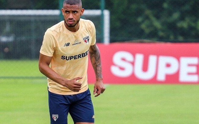 André Silva tem a chance de fazer sua estreia no Tricolor